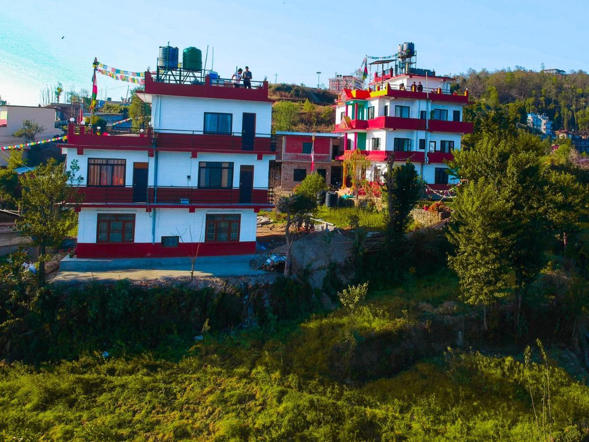 Tashidelek Guest Lodge & House Дхуликхел Экстерьер фото