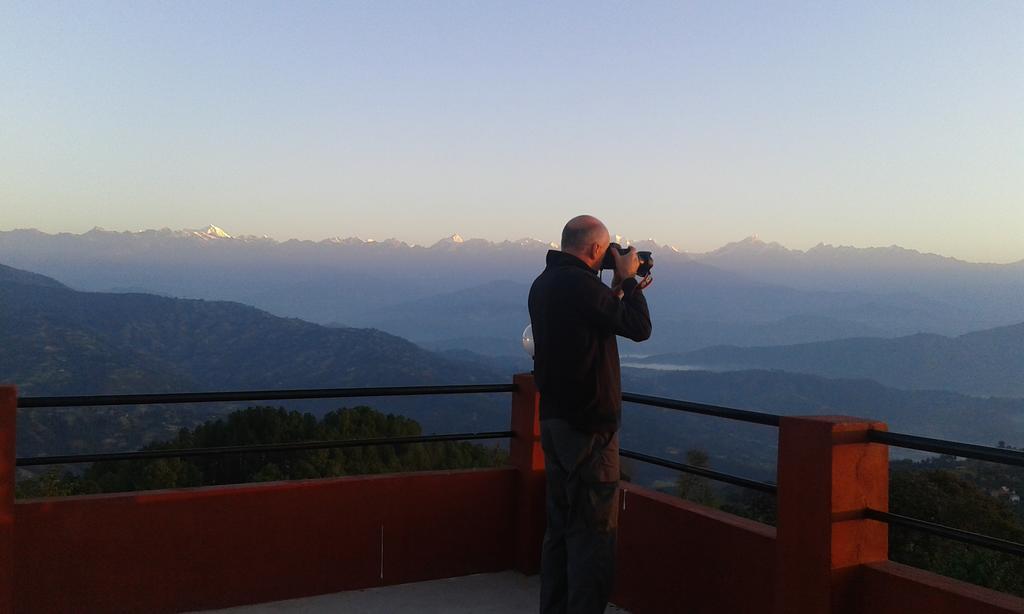 Tashidelek Guest Lodge & House Дхуликхел Экстерьер фото