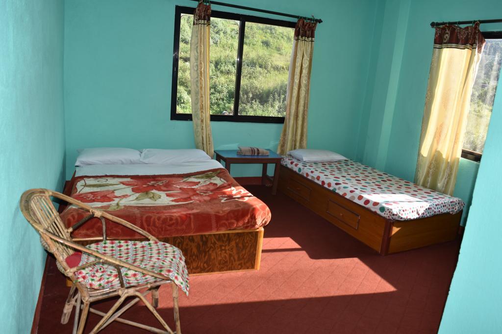 Tashidelek Guest Lodge & House Дхуликхел Экстерьер фото