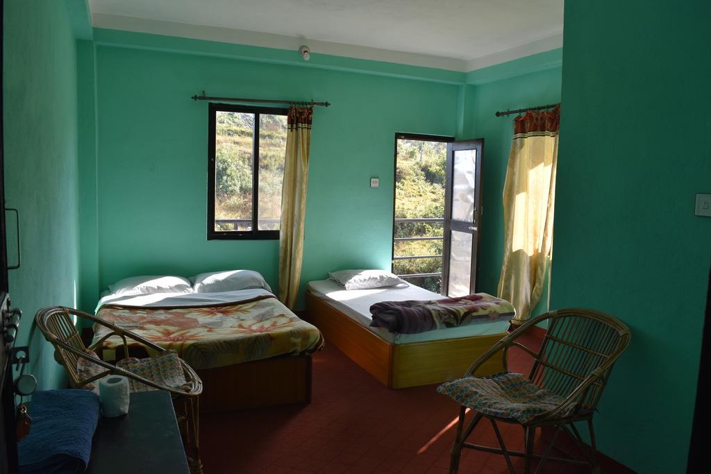 Tashidelek Guest Lodge & House Дхуликхел Экстерьер фото